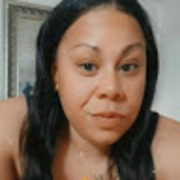 Meet your Posher, Kizzy - Picture 1 of 1